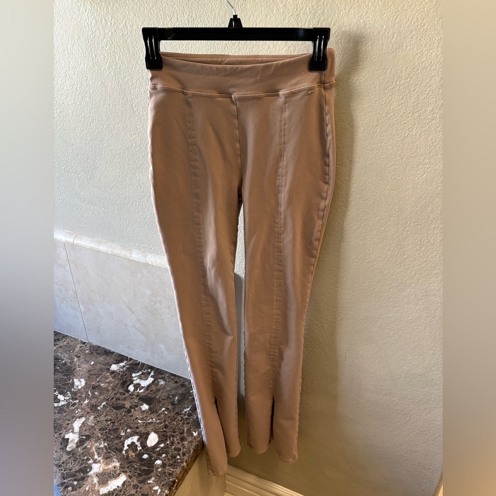 ALO Yoga Tan Leggings with front slits